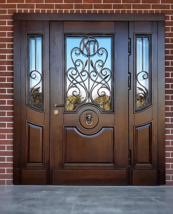 Парадная остекленная дверь Парадная остекленная дверь