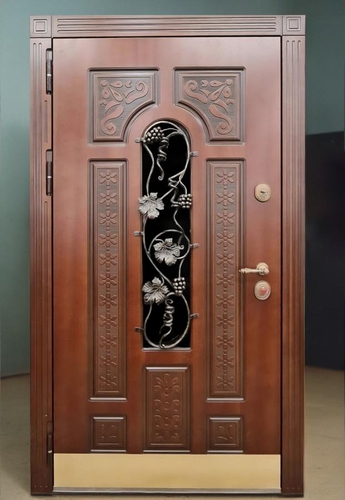 С ковкой виноград