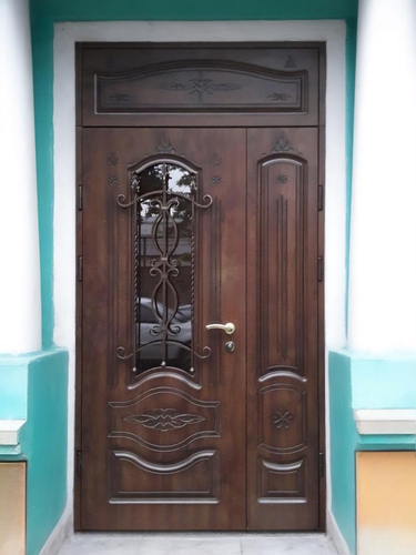 Полуторная дверь с фрамугой