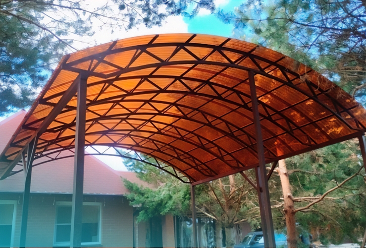 Навесы из поликарбоната Навесы из поликарбоната