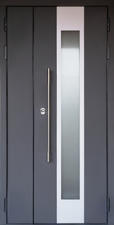 Металлическая полуторная термодверь с остеклением и ручкой-рейлингом (серые панели МДФ RAL)